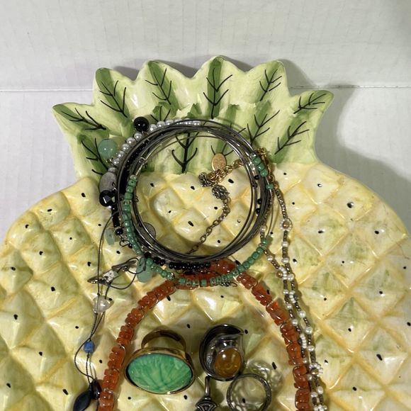 VINTAGE Ceramic Pineapple Trinket Tray Catchall Yellow and Green - Picture 15 of 17